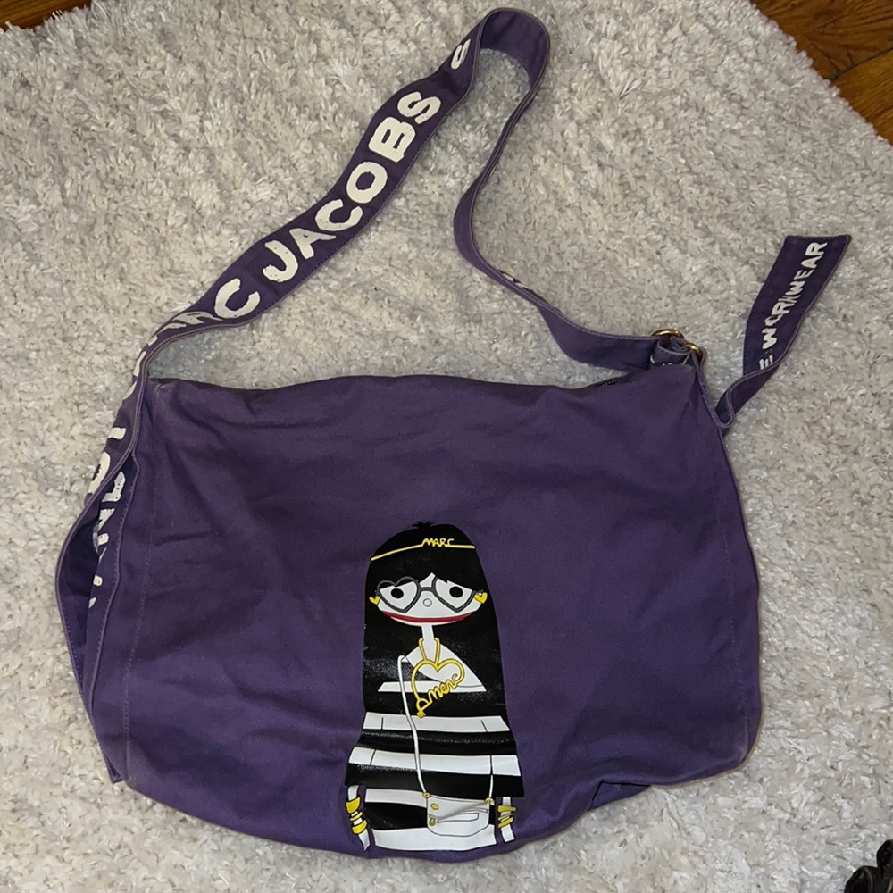 Marc Jacobs purple crossbody bag